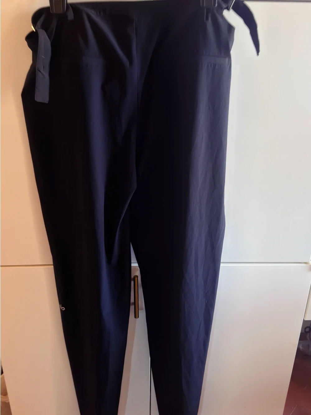 NWOT ALO Yoga Women’s Mid-Rise Showdown Trouser Size M